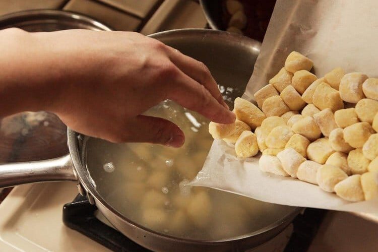 De Cecco potato gnocchi with cauliflower cream, smoked pancetta and cavolo nero