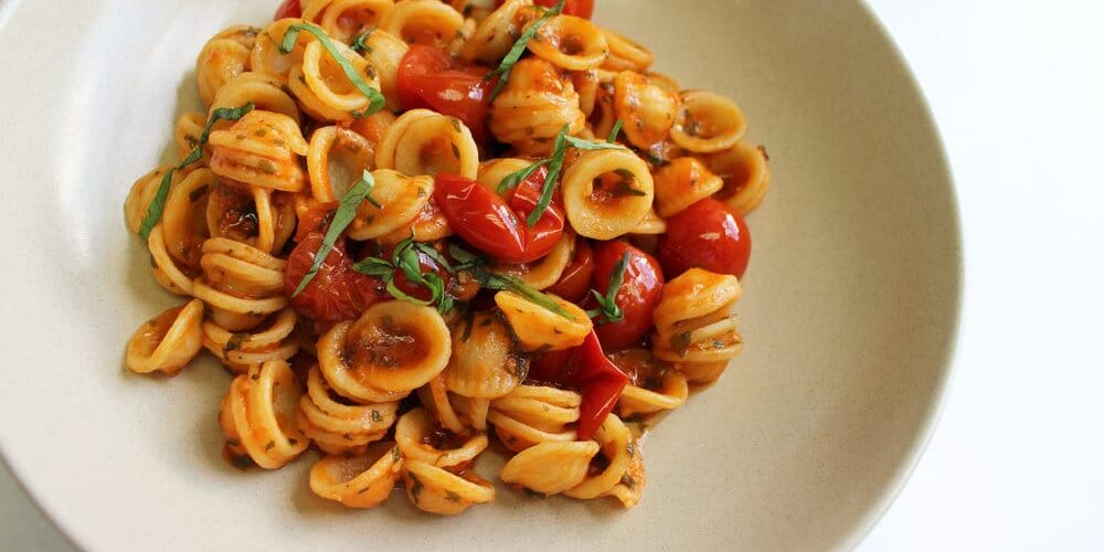 Orecchiette De Cecco “Arrabbiata” with cherry tomato, chilli flakes and fresh basil