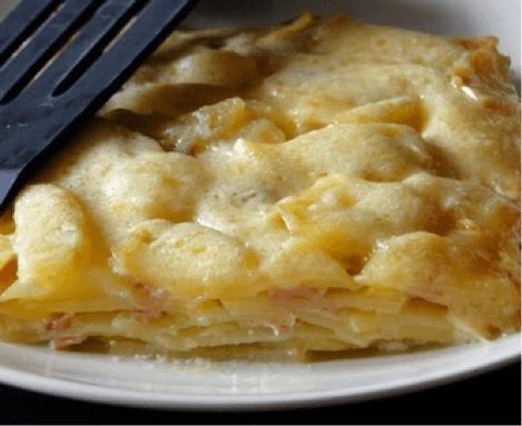 Lasagna with crepes, Provolone cheese, potato and Prosciutto cotto