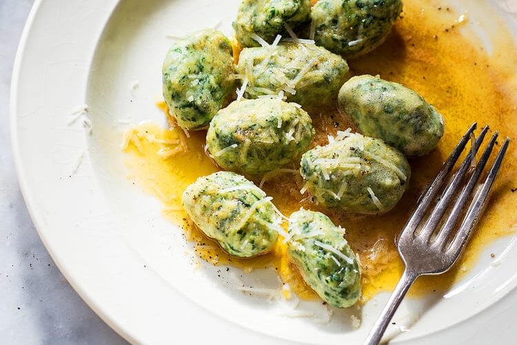 Ricotta and spinach gnudi (gnocchi)