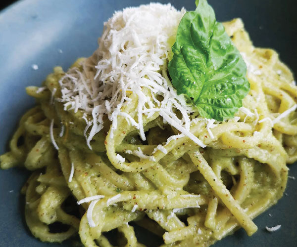 Linguine With Almond Pesto